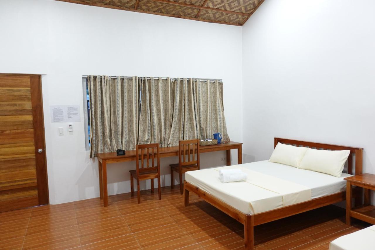 Badi'S Place Moalboal Exterior photo